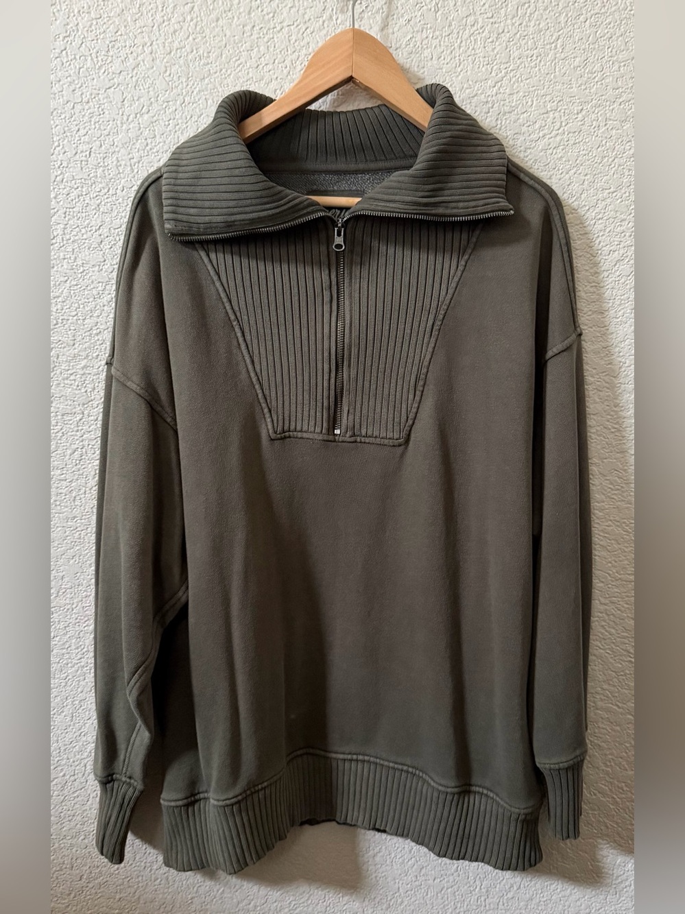 Aerie (M) Down To Earth 1/4 Zip Rib Foldover Collar Olive Green Sweatshirt